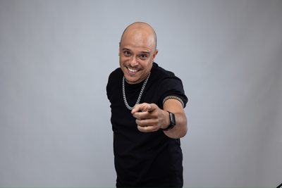 DJ Redz pointing